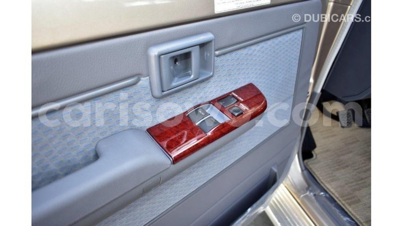 Big with watermark toyota land cruiser benin import dubai 6775