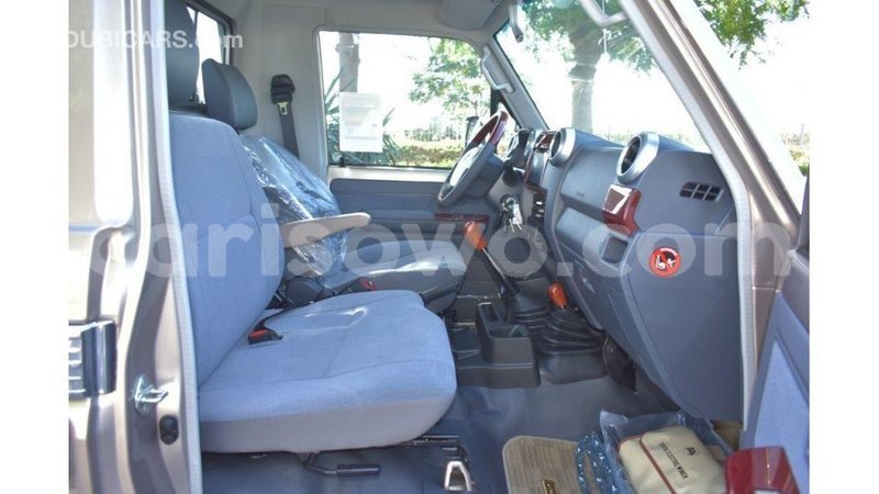 Big with watermark toyota land cruiser benin import dubai 6775