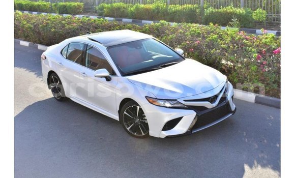 Buy Import Toyota Camry White Car in Import - Dubai in Benign Buy Import Toyota Camry White Car in Import - Dubai in Benign