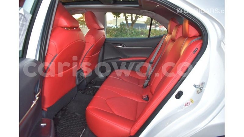 Big with watermark toyota camry benin import dubai 6782