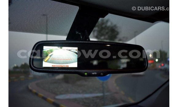 Acheter Import Voiture Toyota Hiace Blanc à Import - Dubai, Benin Acheter Import Voiture Toyota Hiace Blanc à Import - Dubai, Benin