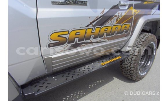 Acheter Import Voiture Toyota Land Cruiser Autre à Import - Dubai, Benin Acheter Import Voiture Toyota Land Cruiser Autre à Import - Dubai, Benin