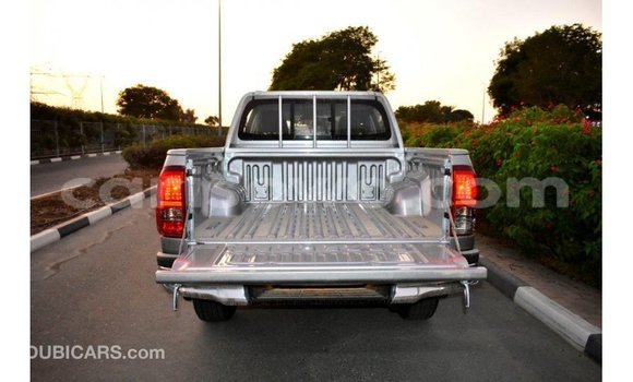 Buy Import Toyota Hilux Other Car in Import - Dubai in Benign Buy Import Toyota Hilux Other Car in Import - Dubai in Benign