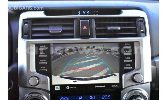 Acheter Import Utilitaire Toyota HiAce Blanc à Import - Dubai, Benin Acheter Import Utilitaire Toyota HiAce Blanc à Import - Dubai, Benin