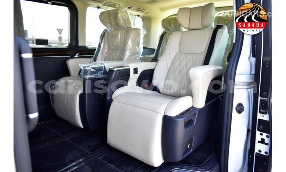 Buy Import Toyota Granvia White Car in Import - Dubai in Benign Buy Import Toyota Granvia White Car in Import - Dubai in Benign