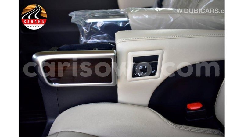 Big with watermark toyota granvia benin import dubai 6793