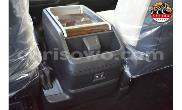 Buy Import Toyota Granvia White Car in Import - Dubai in Benign Buy Import Toyota Granvia White Car in Import - Dubai in Benign