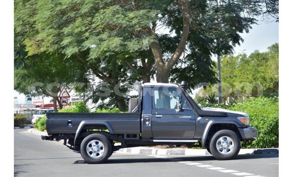 Acheter Import Voiture Toyota Land Cruiser Autre à Import - Dubai, Benin Acheter Import Voiture Toyota Land Cruiser Autre à Import - Dubai, Benin