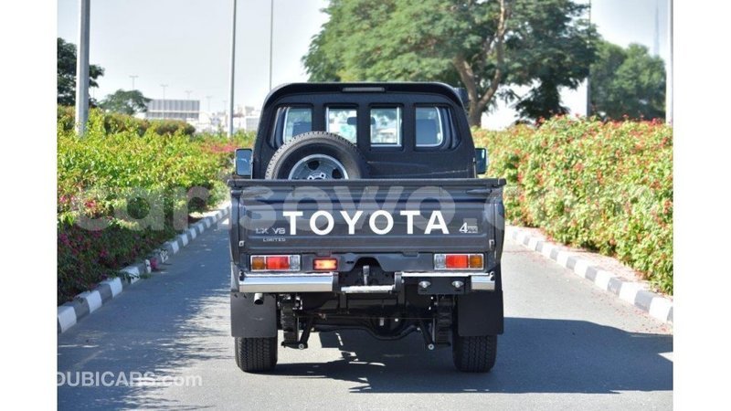Big with watermark toyota land cruiser benin import dubai 6794