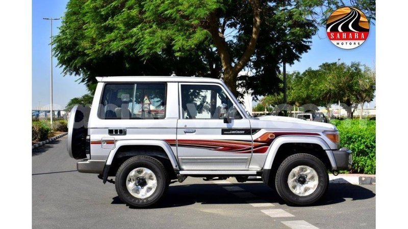 Big with watermark toyota land cruiser benin import dubai 6795
