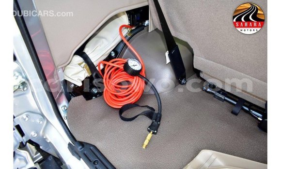 Acheter Import Voiture Toyota Land Cruiser Autre à Import - Dubai, Benin Acheter Import Voiture Toyota Land Cruiser Autre à Import - Dubai, Benin