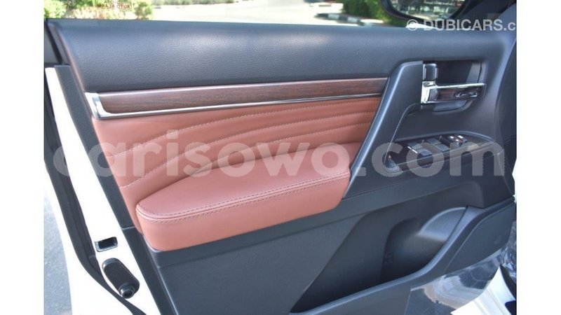 Big with watermark toyota land cruiser benin import dubai 6796