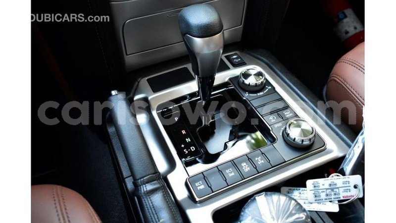 Big with watermark toyota land cruiser benin import dubai 6796