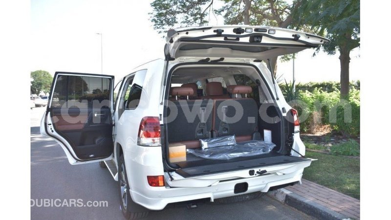 Big with watermark toyota land cruiser benin import dubai 6796