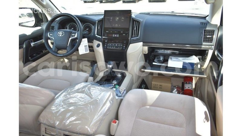 Big with watermark toyota land cruiser benin import dubai 6797