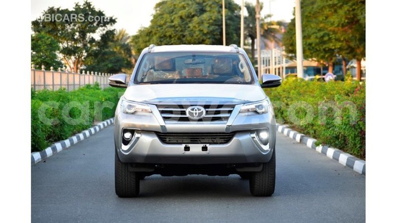 Big with watermark toyota fortuner benin import dubai 6798