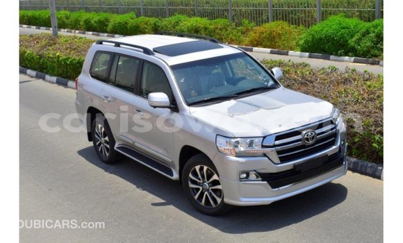 Buy Import Toyota Land Cruiser Other Car in Import - Dubai in Benign Buy Import Toyota Land Cruiser Other Car in Import - Dubai in Benign
