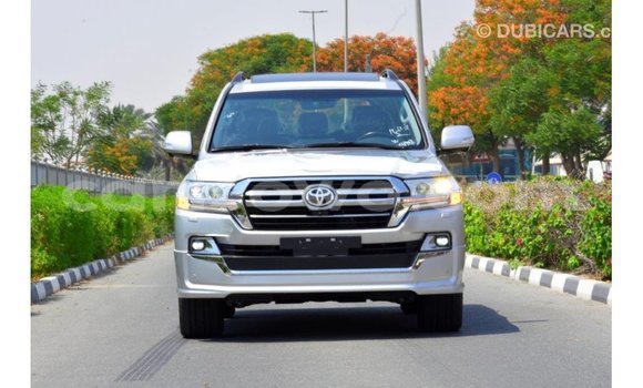 Buy Import Toyota Land Cruiser Other Car in Import - Dubai in Benign Buy Import Toyota Land Cruiser Other Car in Import - Dubai in Benign