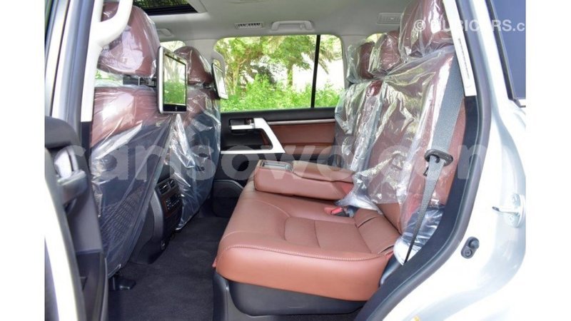 Big with watermark toyota land cruiser benin import dubai 6799