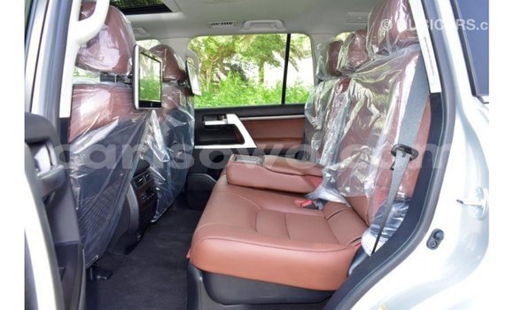 Buy Import Toyota Land Cruiser Other Car in Import - Dubai in Benign Buy Import Toyota Land Cruiser Other Car in Import - Dubai in Benign
