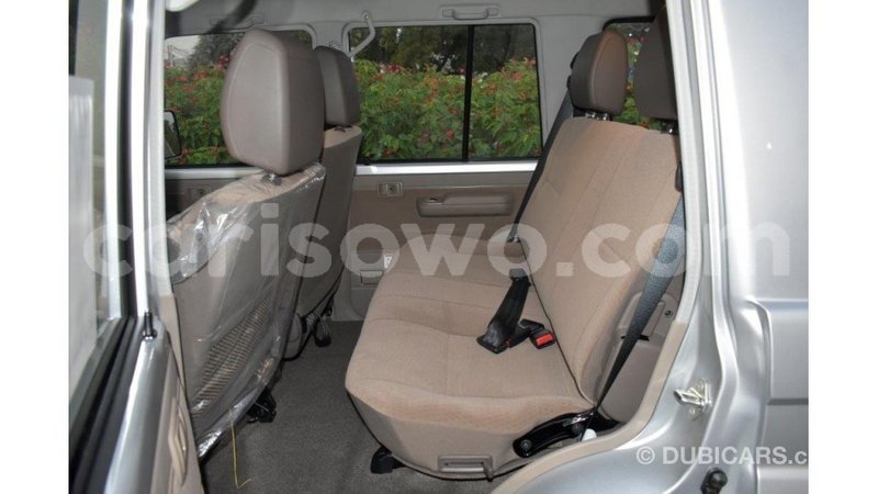 Big with watermark toyota land cruiser benin import dubai 6801