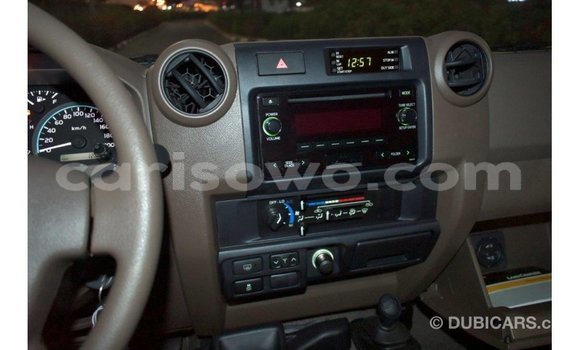 Acheter Import Voiture Toyota Land Cruiser Autre à Import - Dubai, Benin Acheter Import Voiture Toyota Land Cruiser Autre à Import - Dubai, Benin