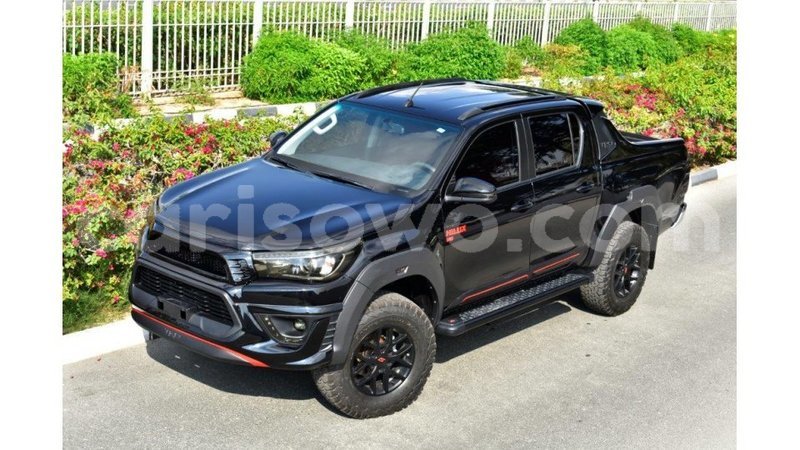 Big with watermark toyota hilux benin import dubai 6802