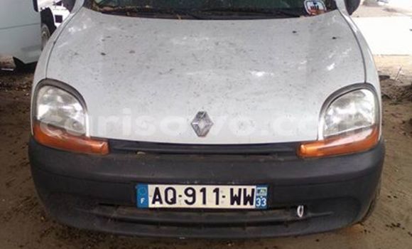 Sayi Na hannu Renault Kangoo White Mota in Cotonou a Benin