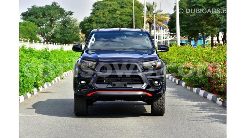Big with watermark toyota hilux benin import dubai 6802