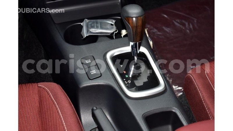 Big with watermark toyota hilux benin import dubai 6802