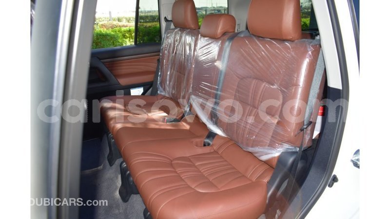 Big with watermark toyota land cruiser benin import dubai 6804