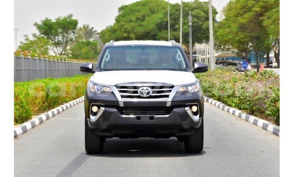 Buy Import Toyota Fortuner Other Car in Import - Dubai in Benign Buy Import Toyota Fortuner Other Car in Import - Dubai in Benign