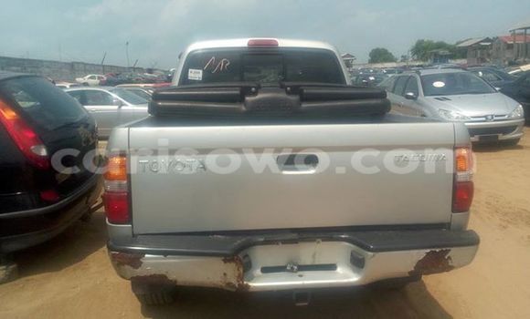 Sayi Na hannu Toyota Tacoma M Mota in Cotonou a Benin Sayi Na hannu Toyota Tacoma M Mota in Cotonou a Benin