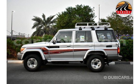 Acheter Import Voiture Toyota Land Cruiser Autre à Import - Dubai, Benin Acheter Import Voiture Toyota Land Cruiser Autre à Import - Dubai, Benin