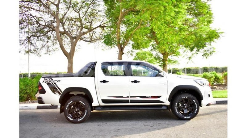 Big with watermark toyota hilux benin import dubai 6812