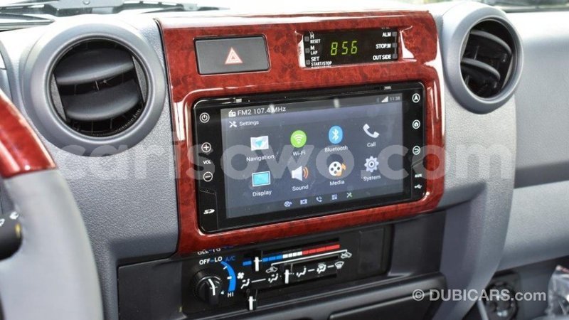 Big with watermark toyota land cruiser benin import dubai 6817