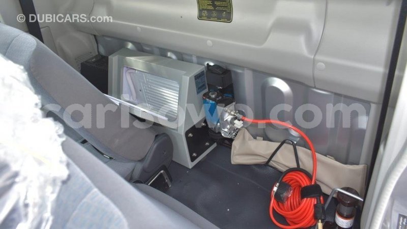 Big with watermark toyota land cruiser benin import dubai 6817