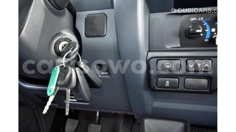 Big with watermark toyota land cruiser benin import dubai 6818