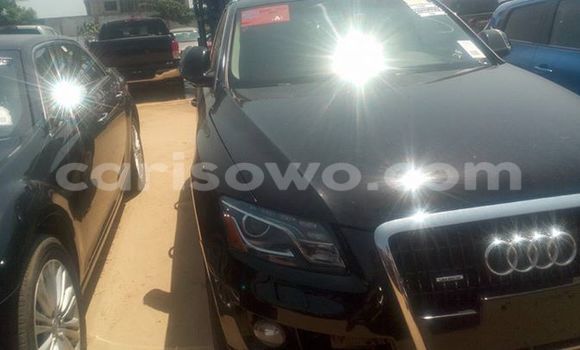 Sayi Na hannu Audi Q5 Black Mota in Cotonou a Benin