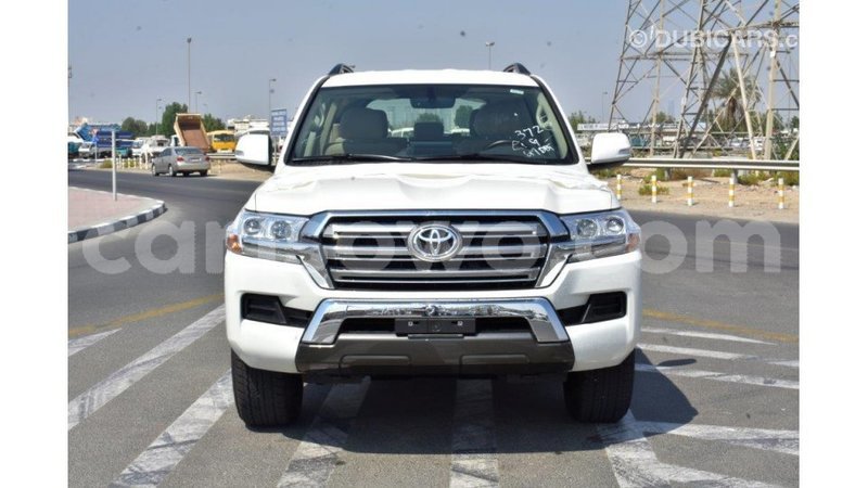 Big with watermark toyota land cruiser benin import dubai 6819