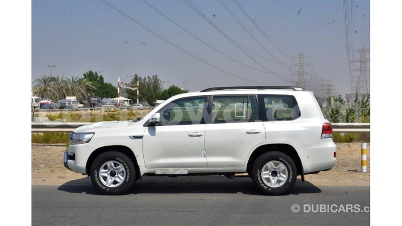 Big with watermark toyota land cruiser benin import dubai 6819