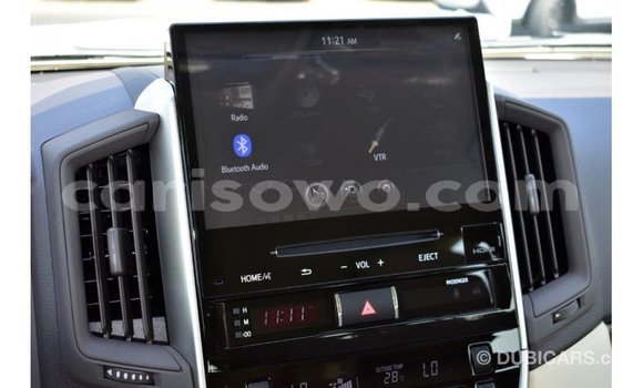Buy Import Toyota Land Cruiser White Car in Import - Dubai in Benign Buy Import Toyota Land Cruiser White Car in Import - Dubai in Benign