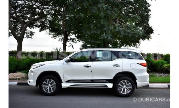 Buy Import Toyota Fortuner White Car in Import - Dubai in Benign Buy Import Toyota Fortuner White Car in Import - Dubai in Benign