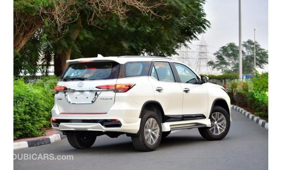 Buy Import Toyota Fortuner White Car in Import - Dubai in Benign Buy Import Toyota Fortuner White Car in Import - Dubai in Benign