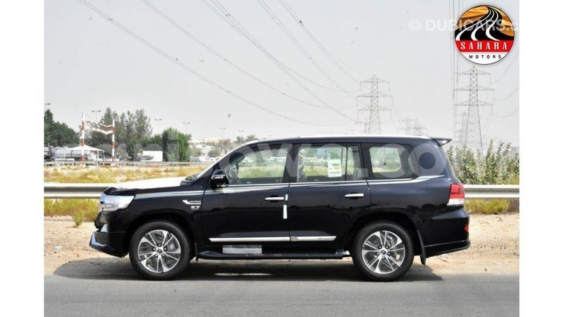 Big with watermark toyota land cruiser benin import dubai 6821