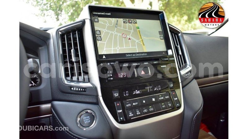 Big with watermark toyota land cruiser benin import dubai 6821