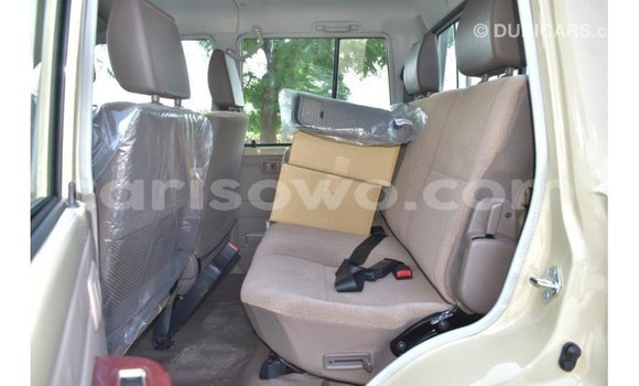 Buy Import Toyota Land Cruiser Beige Car in Import - Dubai in Benign Buy Import Toyota Land Cruiser Beige Car in Import - Dubai in Benign