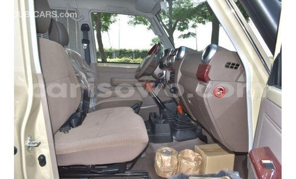 Buy Import Toyota Land Cruiser Beige Car in Import - Dubai in Benign Buy Import Toyota Land Cruiser Beige Car in Import - Dubai in Benign