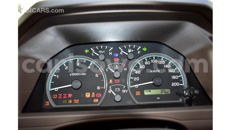 Big with watermark toyota land cruiser benin import dubai 6824
