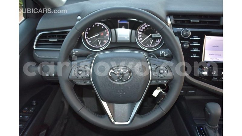 Big with watermark toyota camry benin import dubai 6826